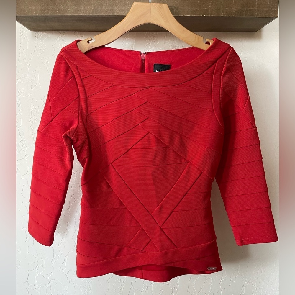 Just Cavalli| Vibrant Red Long Sleeve Top, Structured Bandage Style•••Boatneck